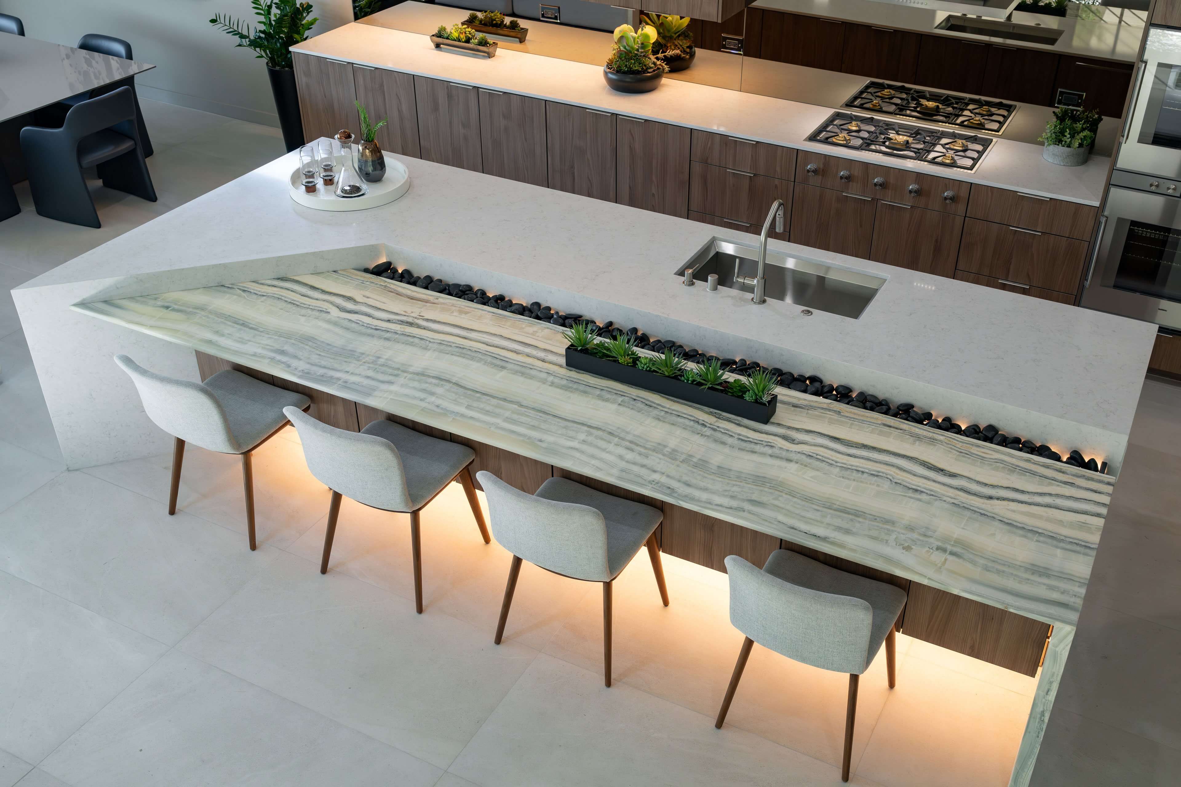 BHcommunity Shoreline Lot17Abrir Kitchen 02 20230707 opt scaled