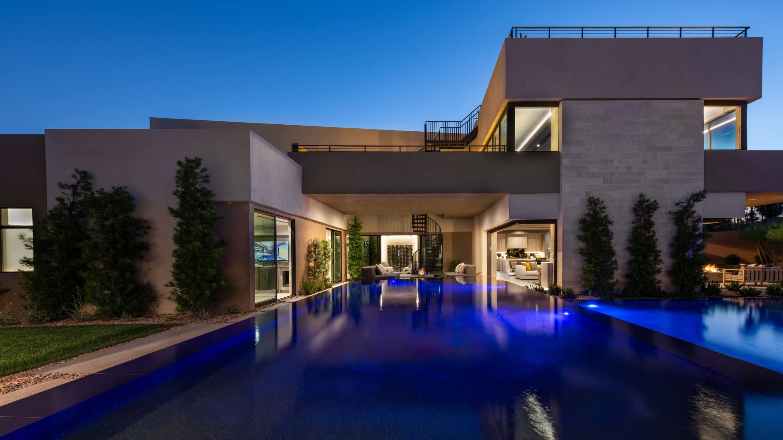 Get a 360-degree view